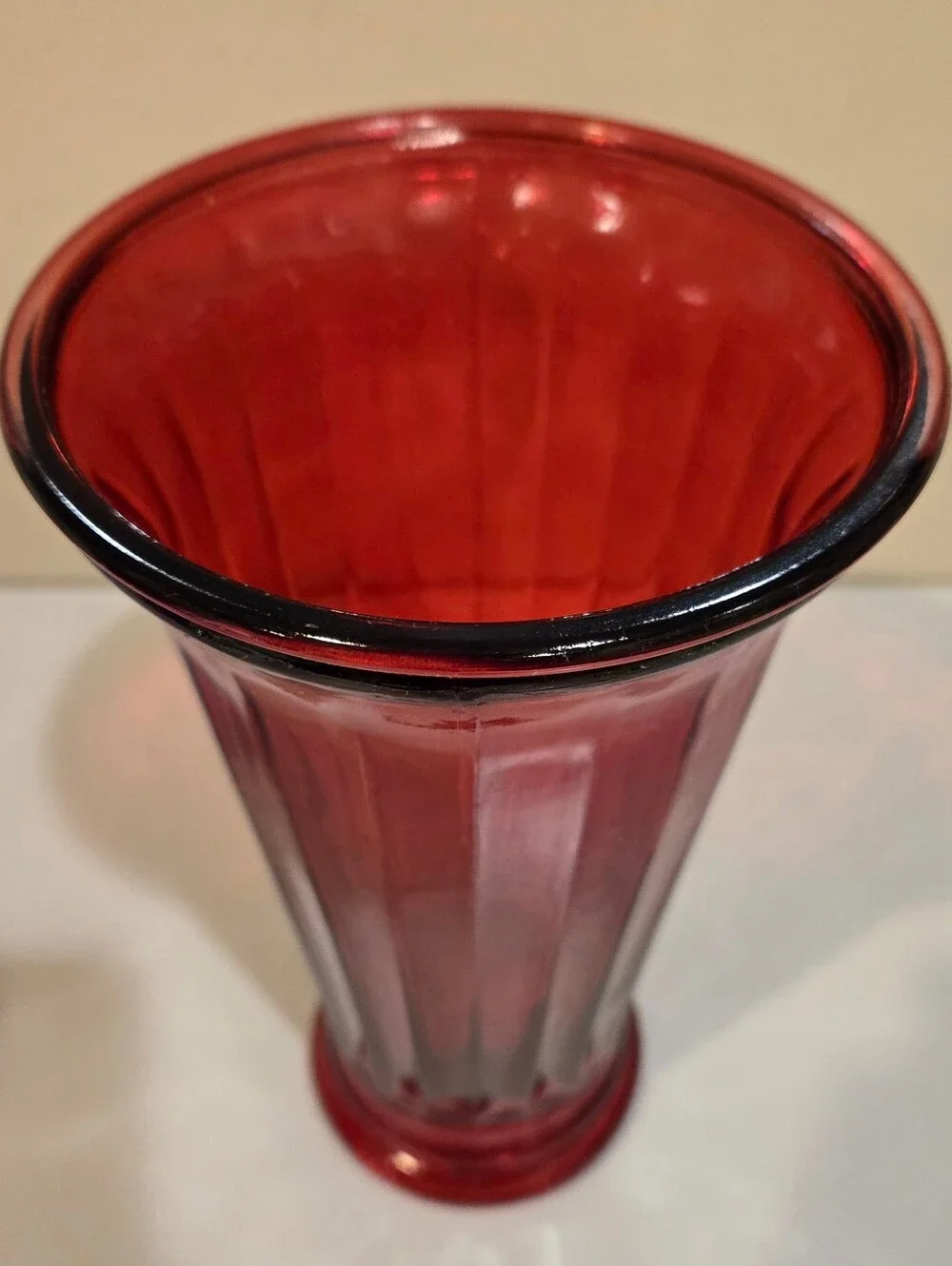 Red Ribbed Glass Decorative Vase - Brand Unspecified